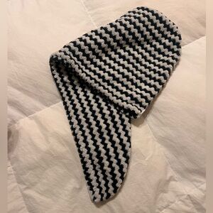 Black and White Chevron Hair Turban